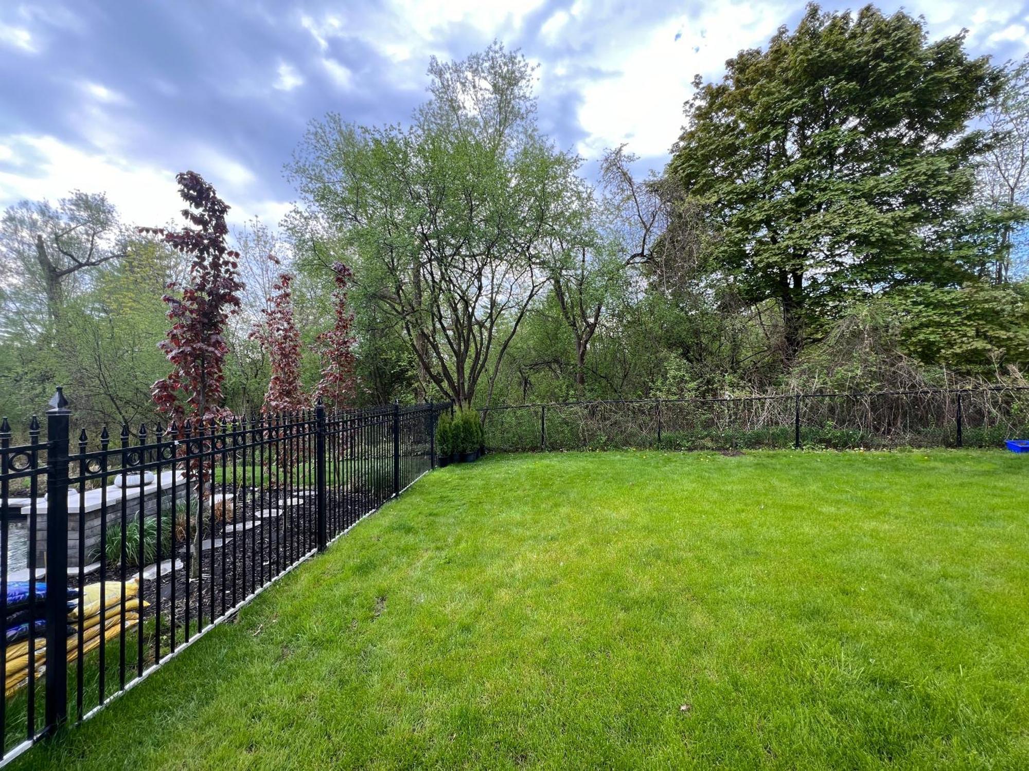 Cozy, Brand-New, 2Bdr,Walkout Apt, Free Parking Ричмънд Хил Екстериор снимка